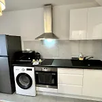 Superbe Appartement Au Centre Ville/Balcon
